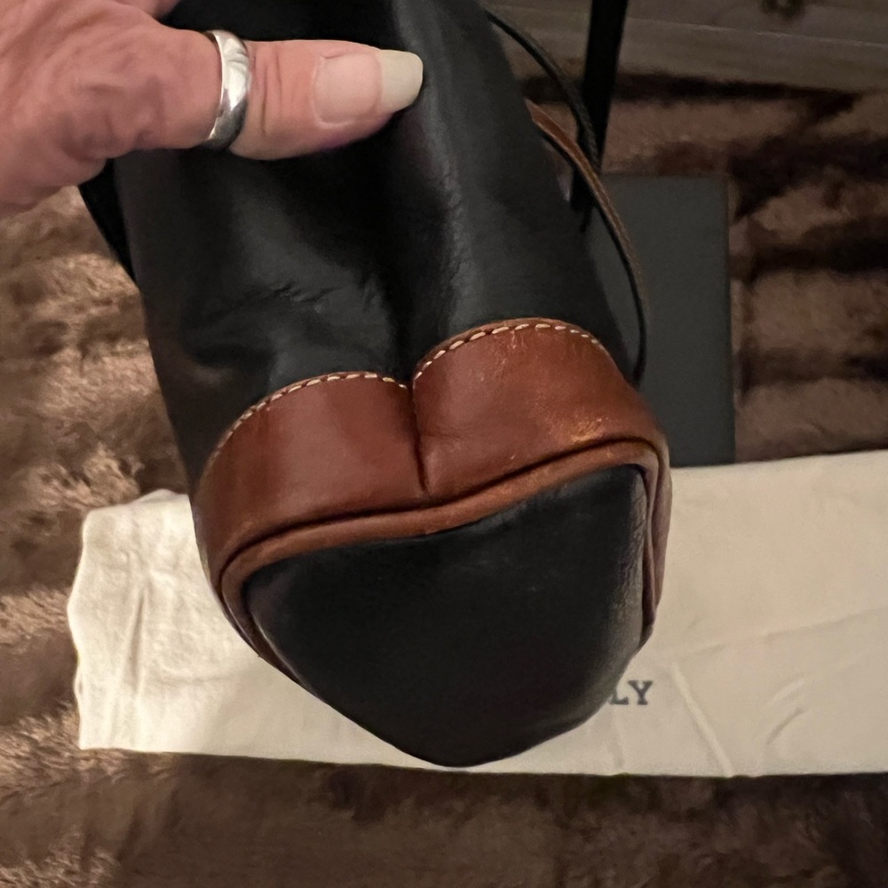 Bally Vintage Bucket Bag - Picture 6 of 12